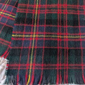Cameron of Erracht Lochcarron of Scotland 100%New Wool Scarf tartan class